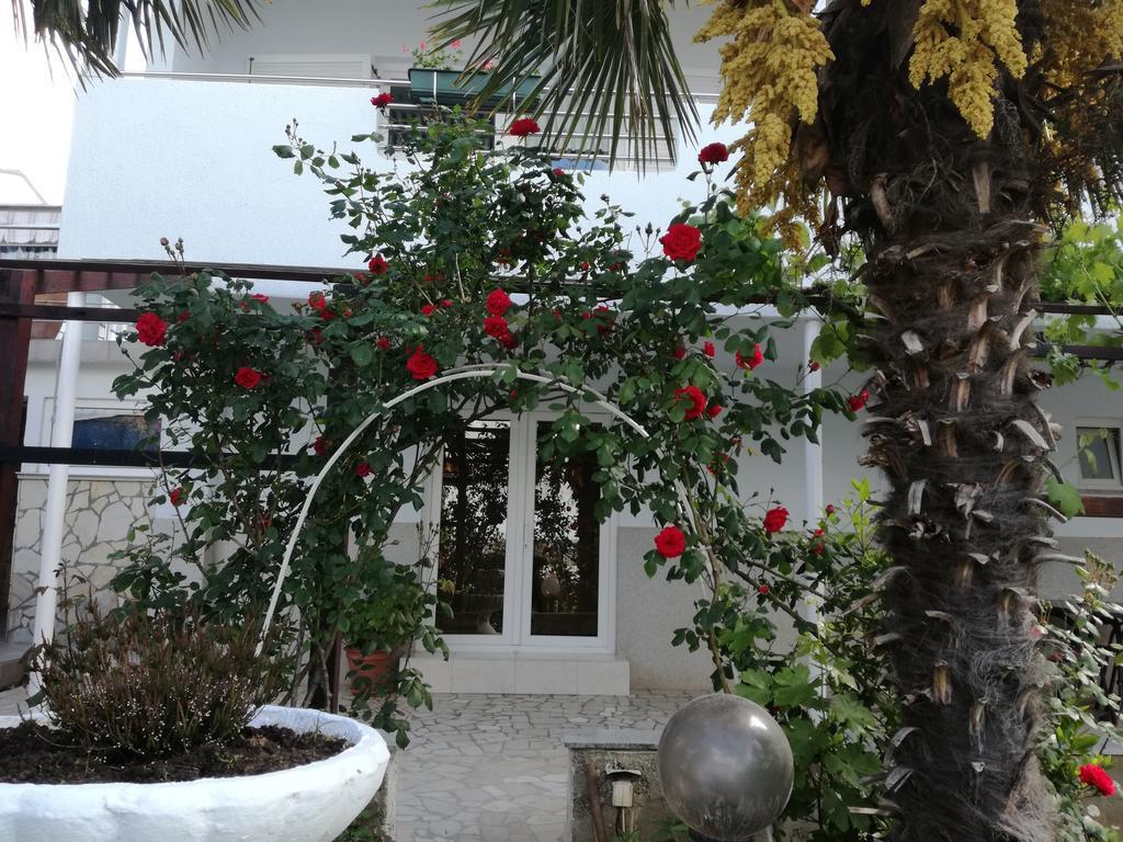 Guesthouse Villa Juric Crikvenica Exterior photo